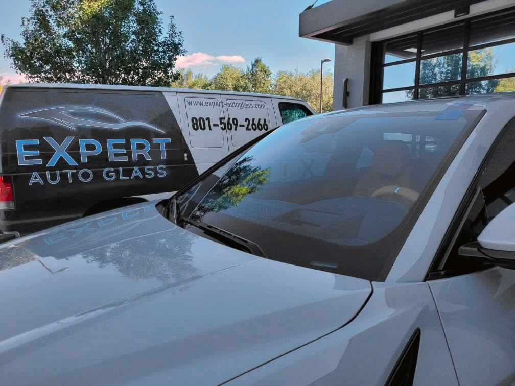 Expert Auto glass Van